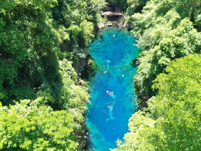 Lagoa Misteriosa