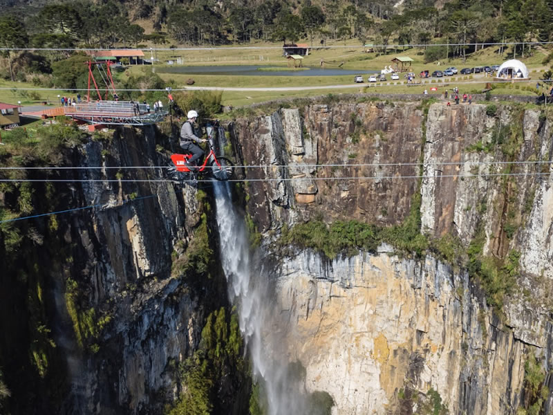 Natural Extremo - Tirolesa de Bike